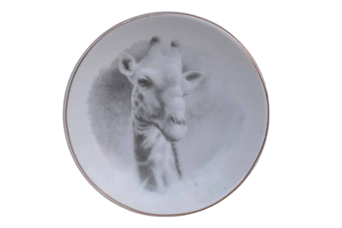 Little Porcelain Pin Dish with Giraffe Head Decoration