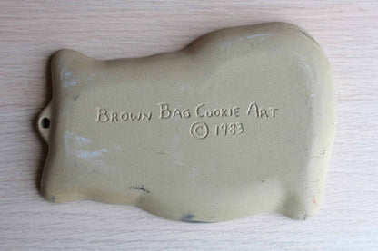 Brown Bag Cookie Art (New Hampshire, USA) Stoneware Cookie Mold of a Cat Holding Bouquet of Flowers