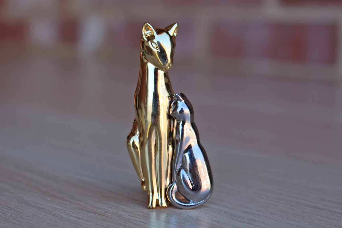 Art Deco-Inspired Gold and Silver Tone Cat Brooch
