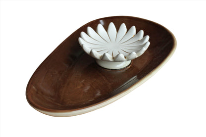Napco (Ohio, USA) 1961 Brown and White Flower Ashtray/Trinket Dish