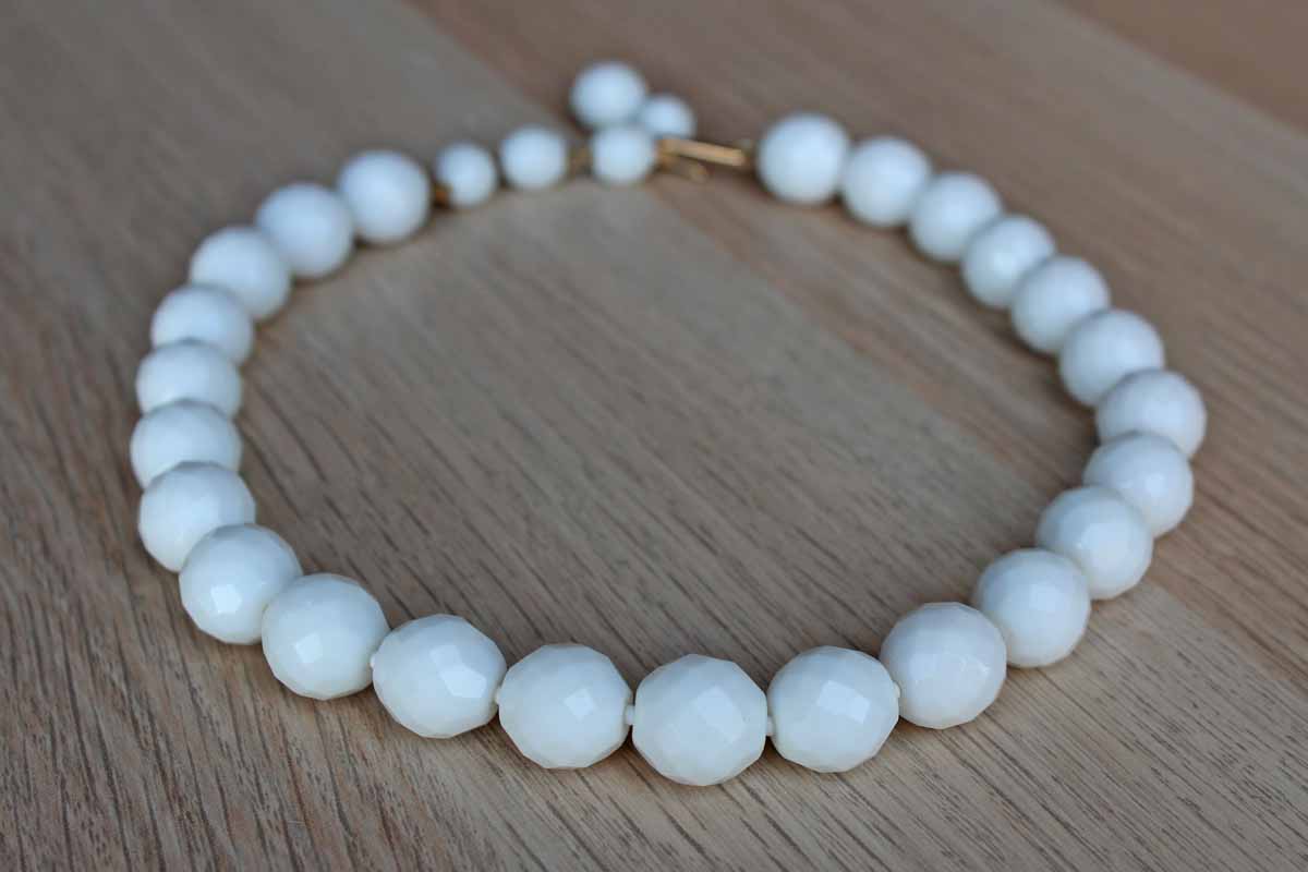 Faceted White Milk Glass Bead Choker Necklace
