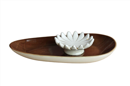 Napco (Ohio, USA) 1961 Brown and White Flower Ashtray/Trinket Dish