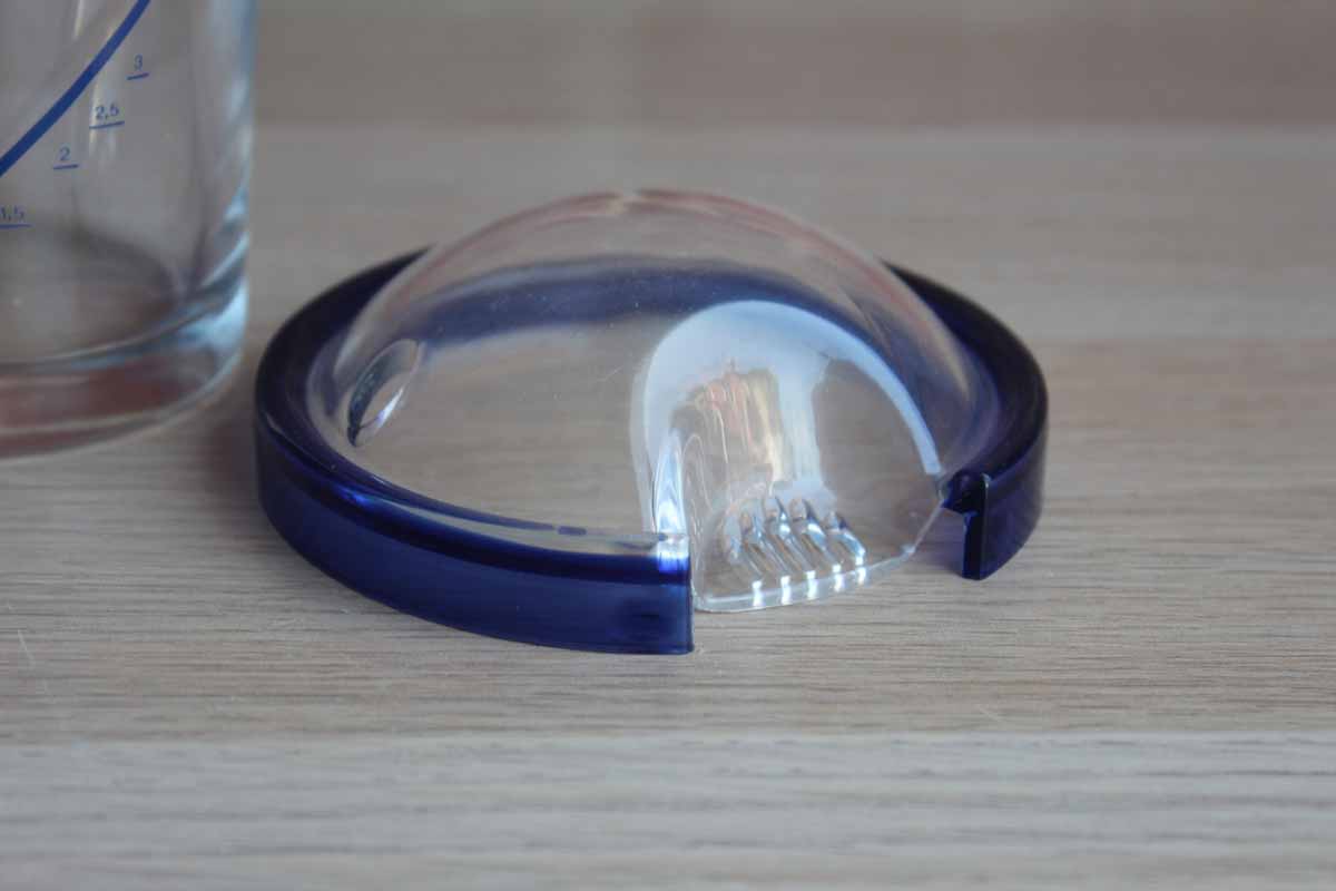Mix N' Measure Glass Measuring Cup with Plastic Removable Lid