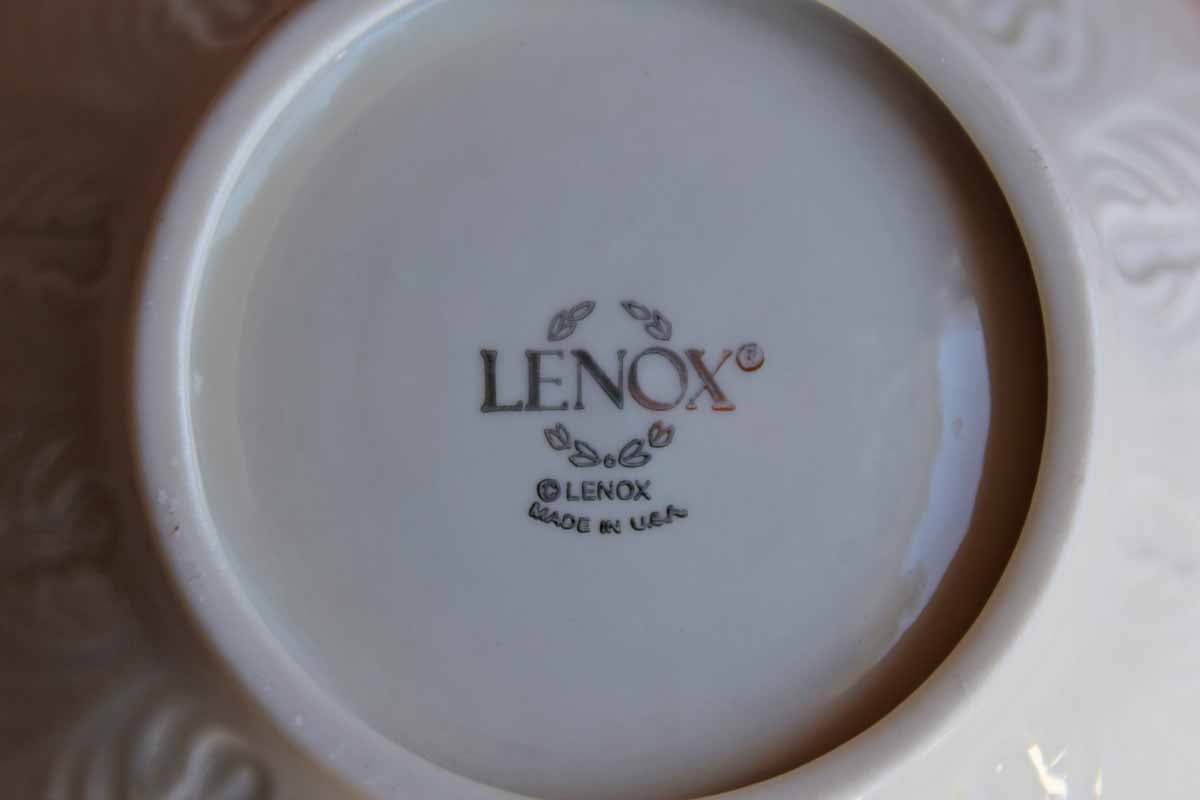 Lenox (USA) Porcelain Bowl with Embossed Leaf Designs