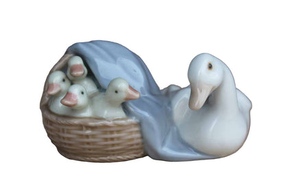 Lladró (Spain) Porcelain Figurine of a Mother and Ducklings in a Basket