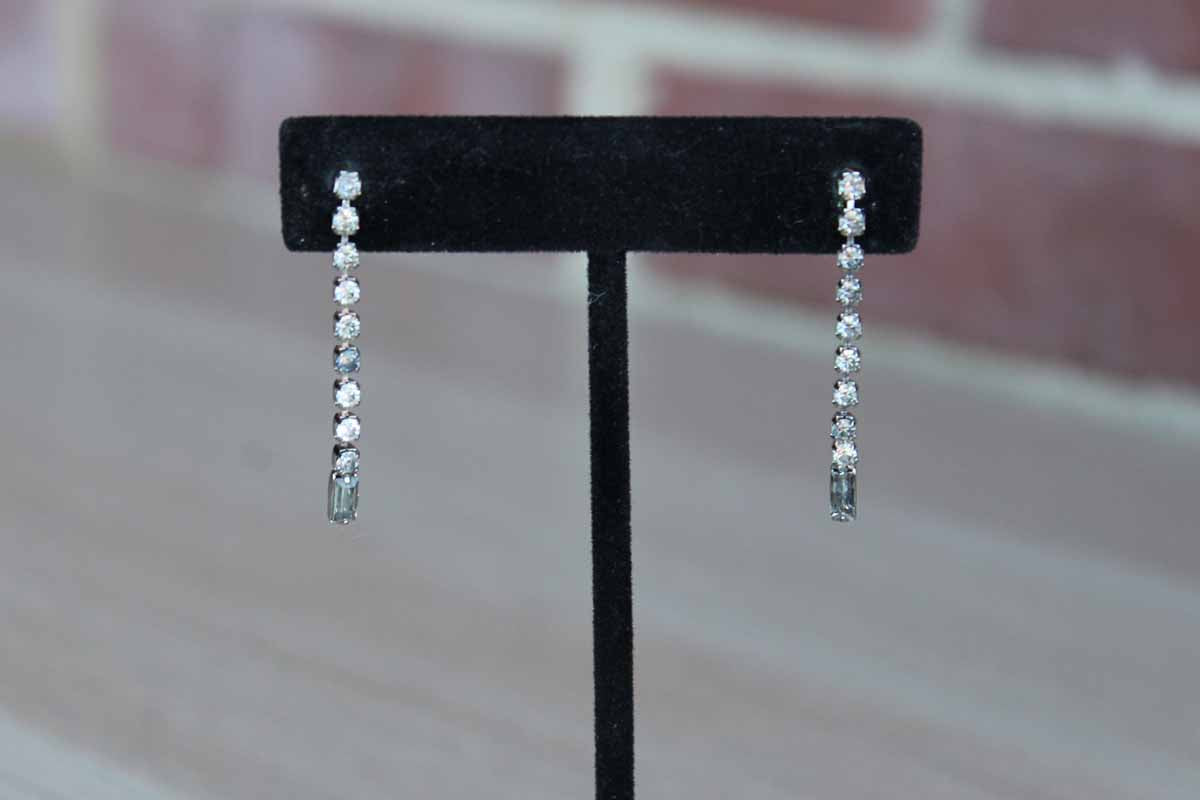 Dangling Silver Tone Rhinestone Pierced Earrings
