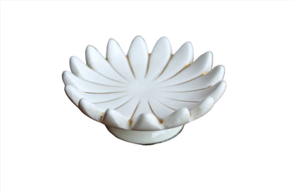 Napco (Ohio, USA) 1961 Brown and White Flower Ashtray/Trinket Dish