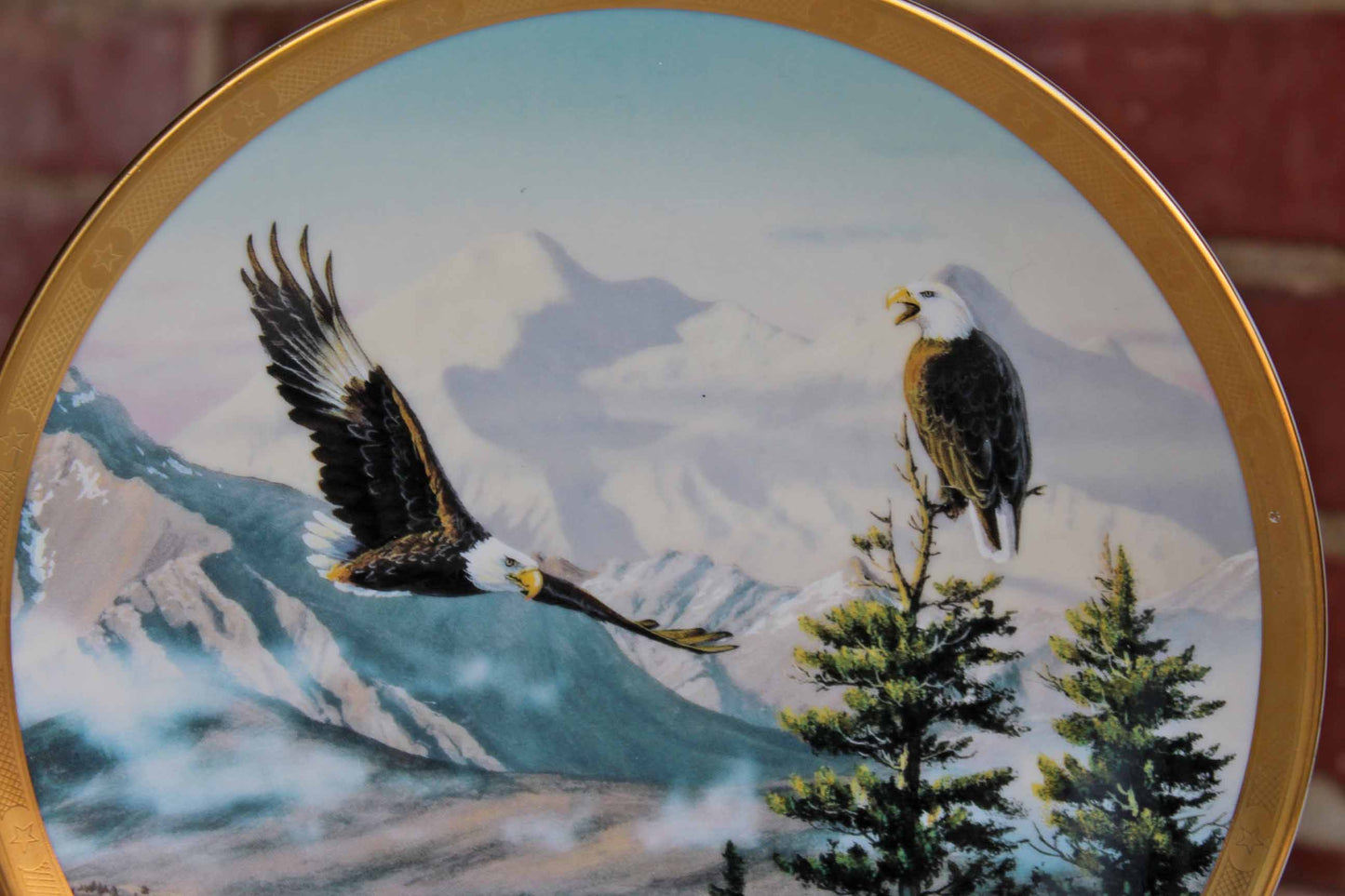 Lenox (USA) 1993 Eagles on Mount McKinley Plate