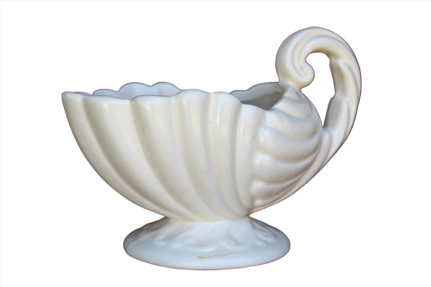 Haeger Potteries (Illinois, USA) Ceramic Ivory Cornucopia Planter