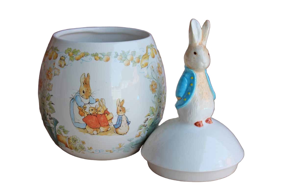 Teleflora FW & Co. 1996 (China) Beatrix Potter Ceramic Jar with Peter Rabbit Lid