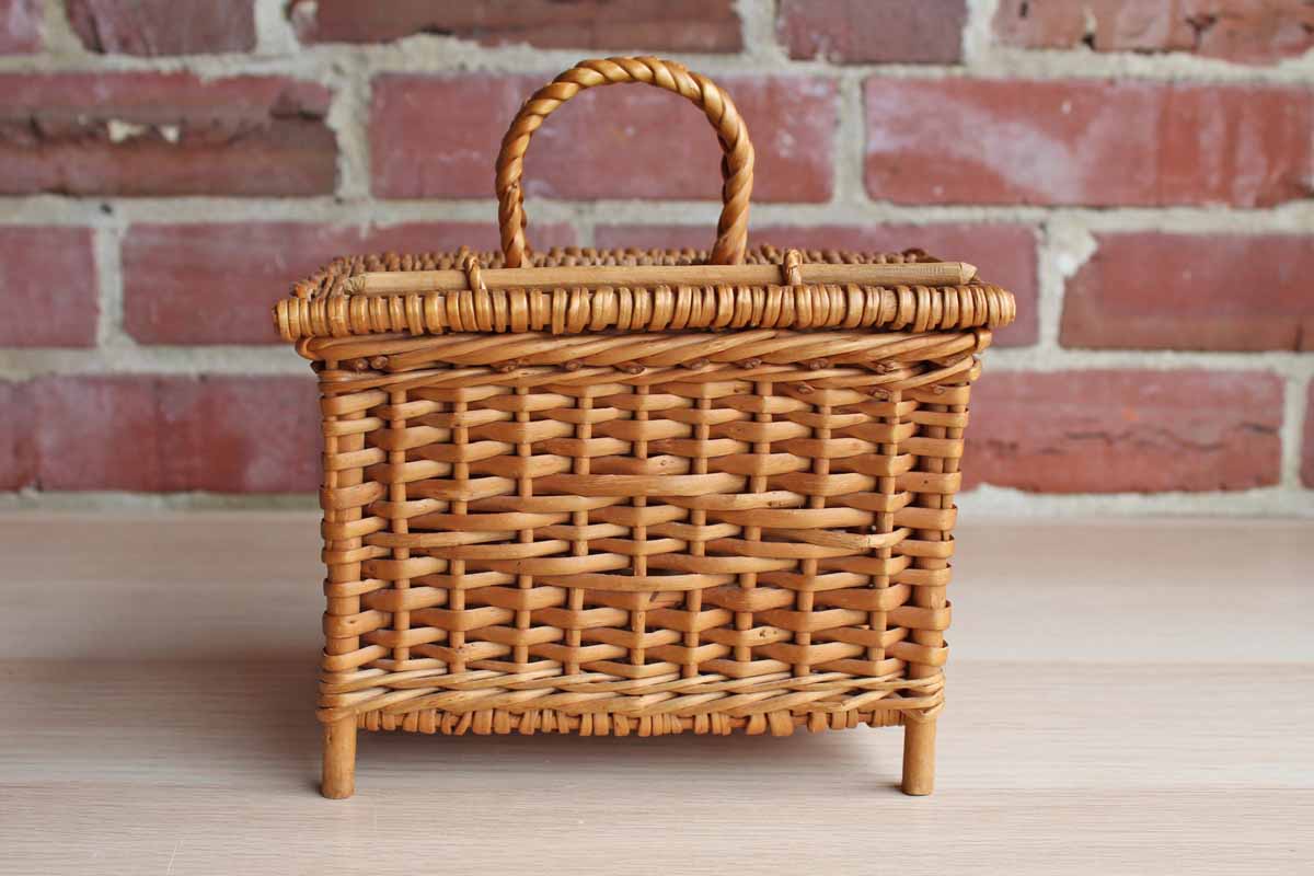 Footed Weaved Basket with Hinged Lid
