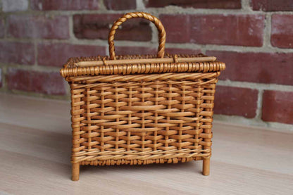 Footed Weaved Basket with Hinged Lid