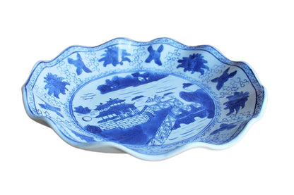 Chinese Blue and White Plate with Wavy Scalloped Edges and Landscape Scene