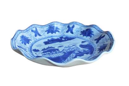 Chinese Blue and White Plate with Wavy Scalloped Edges and Landscape Scene