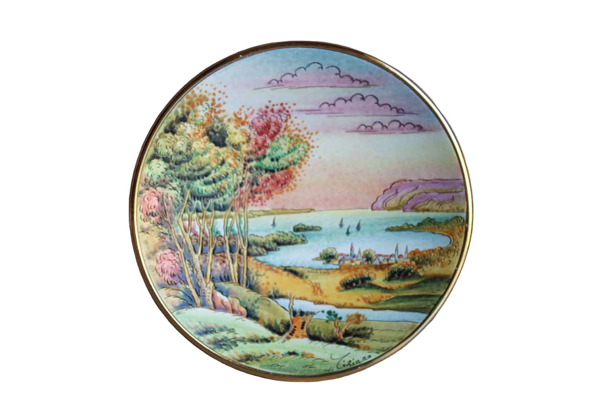Veneto Flair (Italy) Hand Etched and Painted Wall Plate of the Hudson Valley