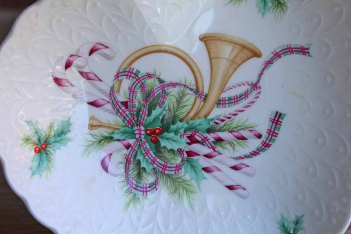 Mikasa (Japan) Noel Heart-Shaped Bone China Dish with Candy Canes, Holly, and Horn