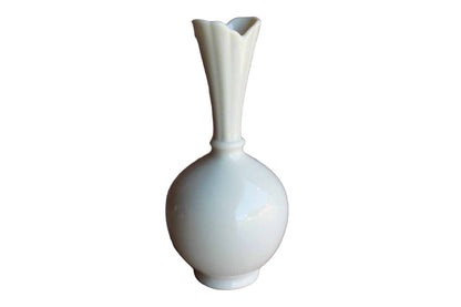 Lenox (USA) Ivory Porcelain Flower Vase