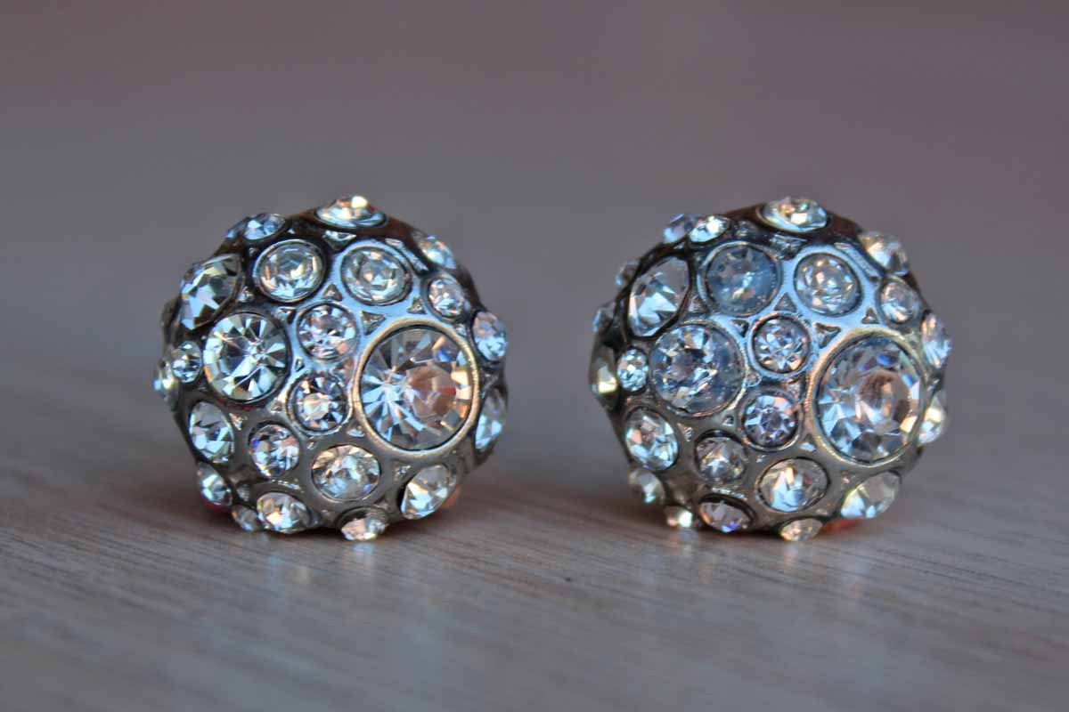 Glimmering Round Silver Rhinestone Pierced Earrings