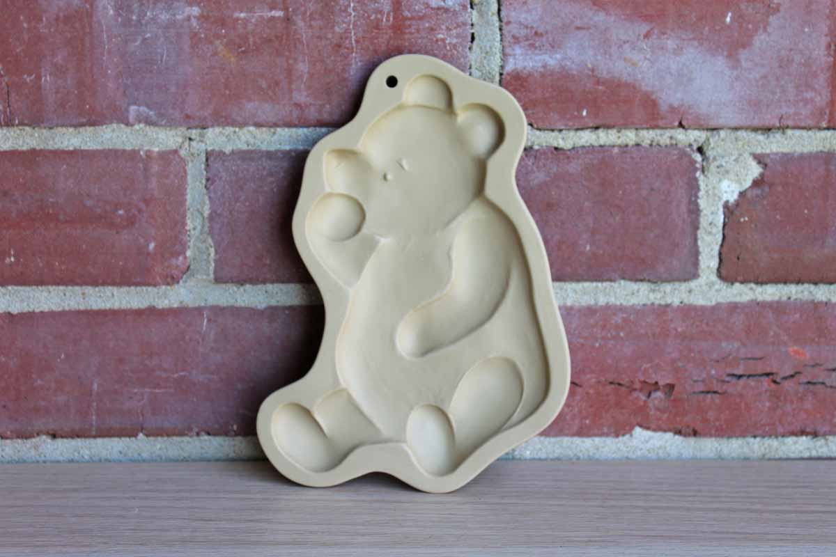 Brown Bag Cookie Art (New Hampshire, USA) Stoneware Cookie Mold of Disney's Winnie the Pooh