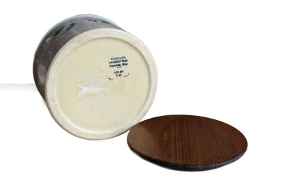 Robinson Ransbottom (Ohio, USA) 1 Quart Low Jar with Wood Lid and Holly Sprigs