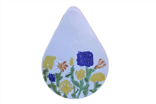 Bennington Potters (Vermont, USA) Stoneware Teardrop-Shaped Trivet Decorated with Wild Flowers