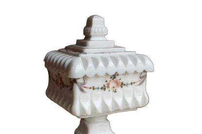 Westmoreland Glass Company (Pennsylvania, USA) Wedding Roses and Bows Small Glass Bowl with Lid