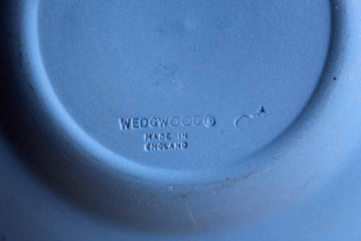Wedgwood (England) Round Blue Jasperware Dish with Cupid as Oracle in Relief