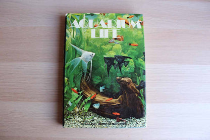 Aquarium Life by Vanna Dal Vesco, Wolfgang Klausewitz, Bruno Peyronel and Enrico Tortonese