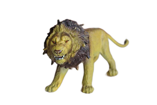 AAA Solid Cast Resin Snarling Lion Figurine