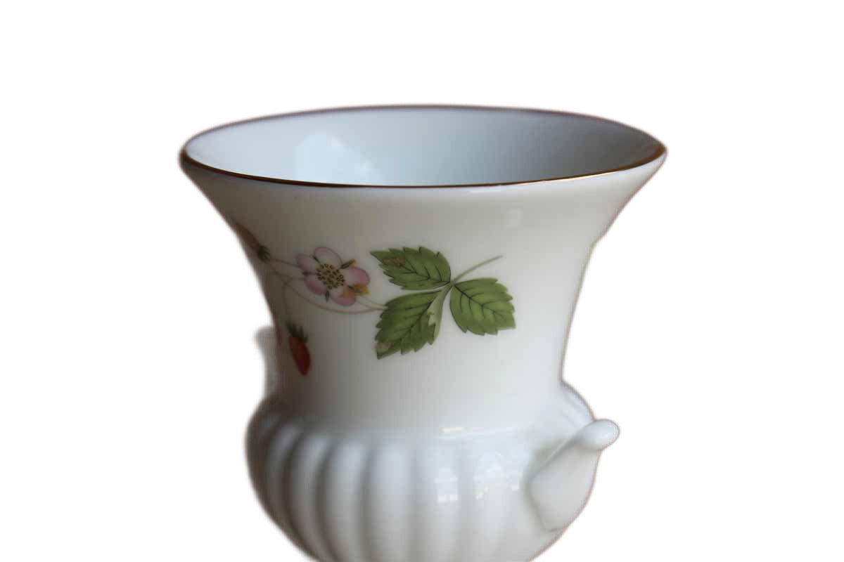 Wedgwood bone china clearance wild strawberry