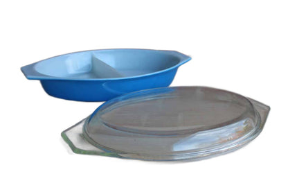Corning Inc. (New York, USA) Pyrex Deep Blue Divided Serving Dish with Clear Glass Lid
