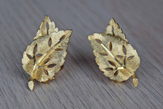 B.S.K. Jewelry (New York, USA) Gold Tone Leaf-Shaped Non-Pierced Earrings