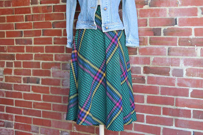 Sag Harbor Green, Blue, Black, Yellow, and Red Plaid and Checked Wool Blend Round Swingy Skirt