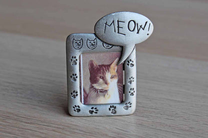 Jonette Jewelry (Rhode Island, USA) Silver Cat Frame Pin with Paw Prints and the Word "Meow!