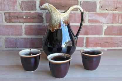 Pfaltzgraff (Pennsylvania, USA) Gourmet Brown Handled Pitcher and Three Cups