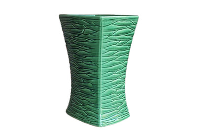McCoy Pottery (Ohio, USA) 1957 Green Vase with Striated Basketweave Design