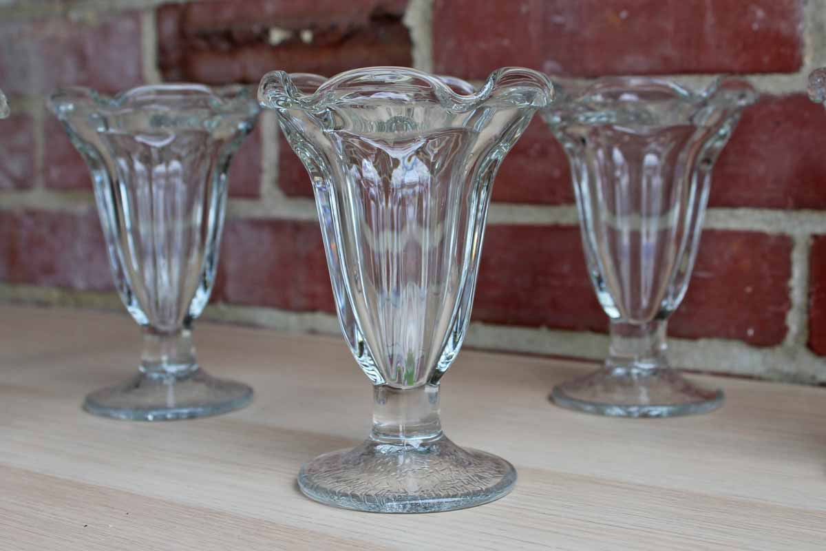 Jeannette Glass Company (Pennsylvania, USA) Footed Ice Cream Sundae Glasses, Set of 5