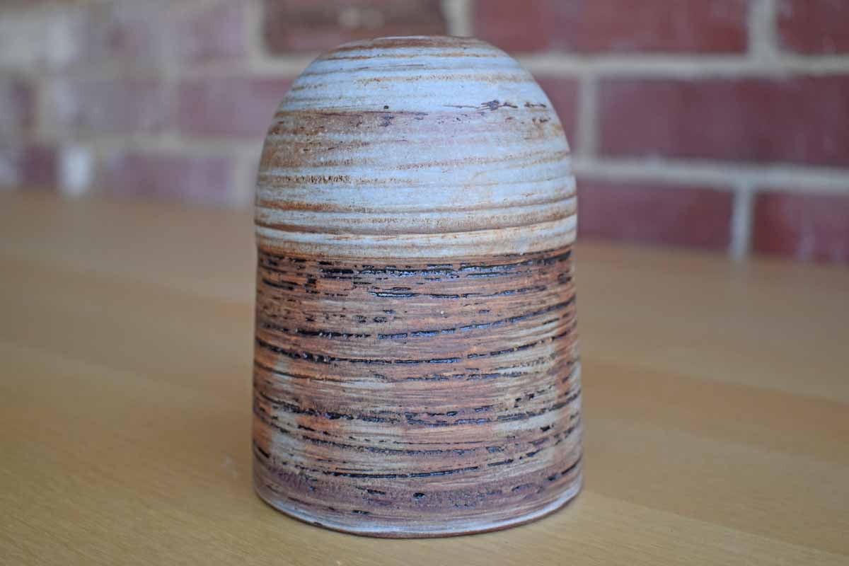 Simple Beehive-Shaped Ceramic Vase