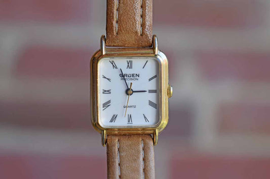 Gruen (Ohio, USA) Automatic Ladies Watch with Gold Tone Case and Roman Numerals (Needs Battery)