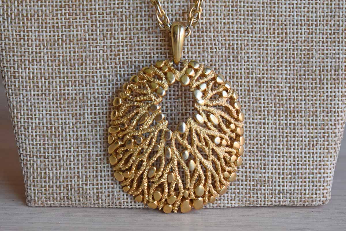 Oval Gold Tone Sea-Inspired Pendant on Thick Chain