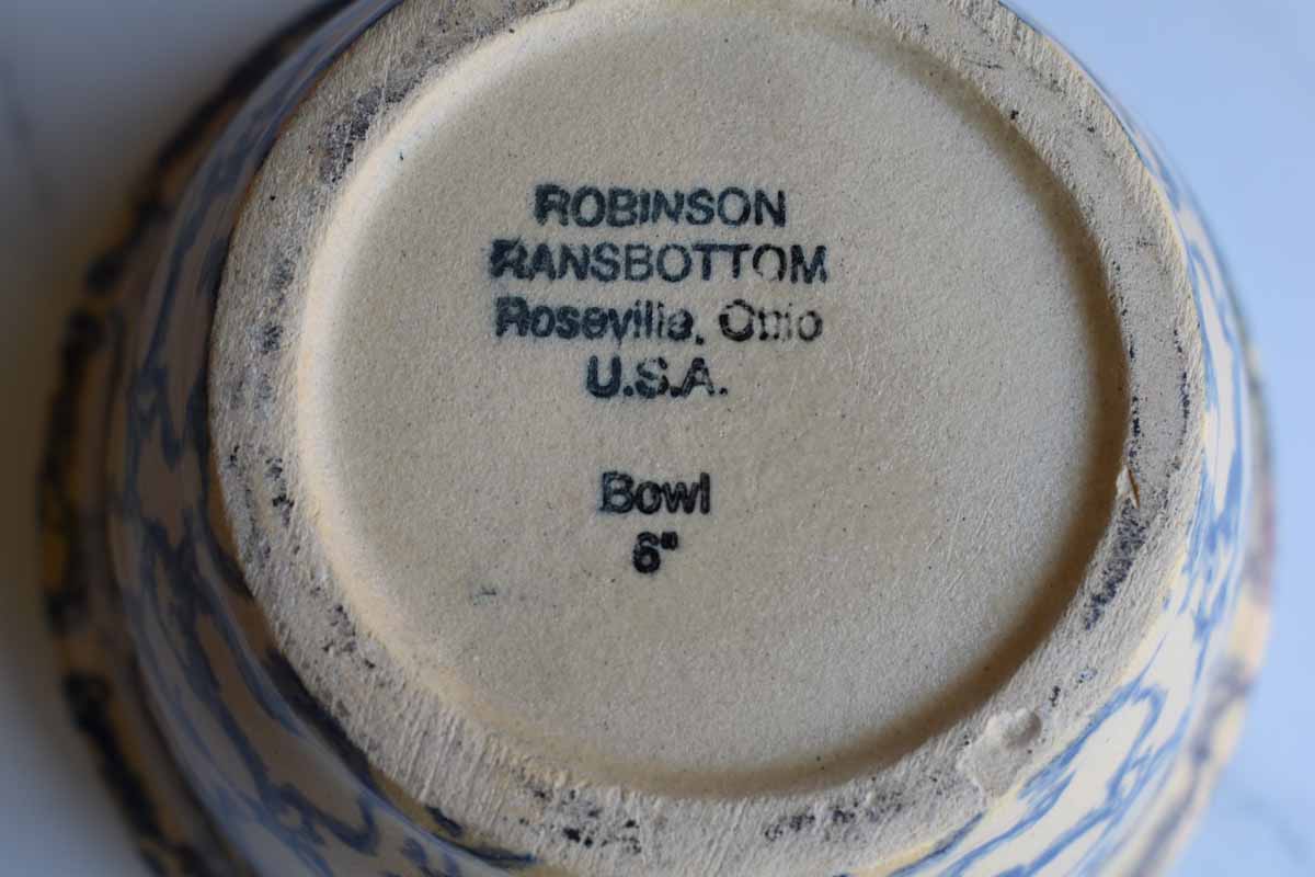 Robinson Ransbottom Pottery (Ohio, USA) 6" Blue Spongeware Bowl