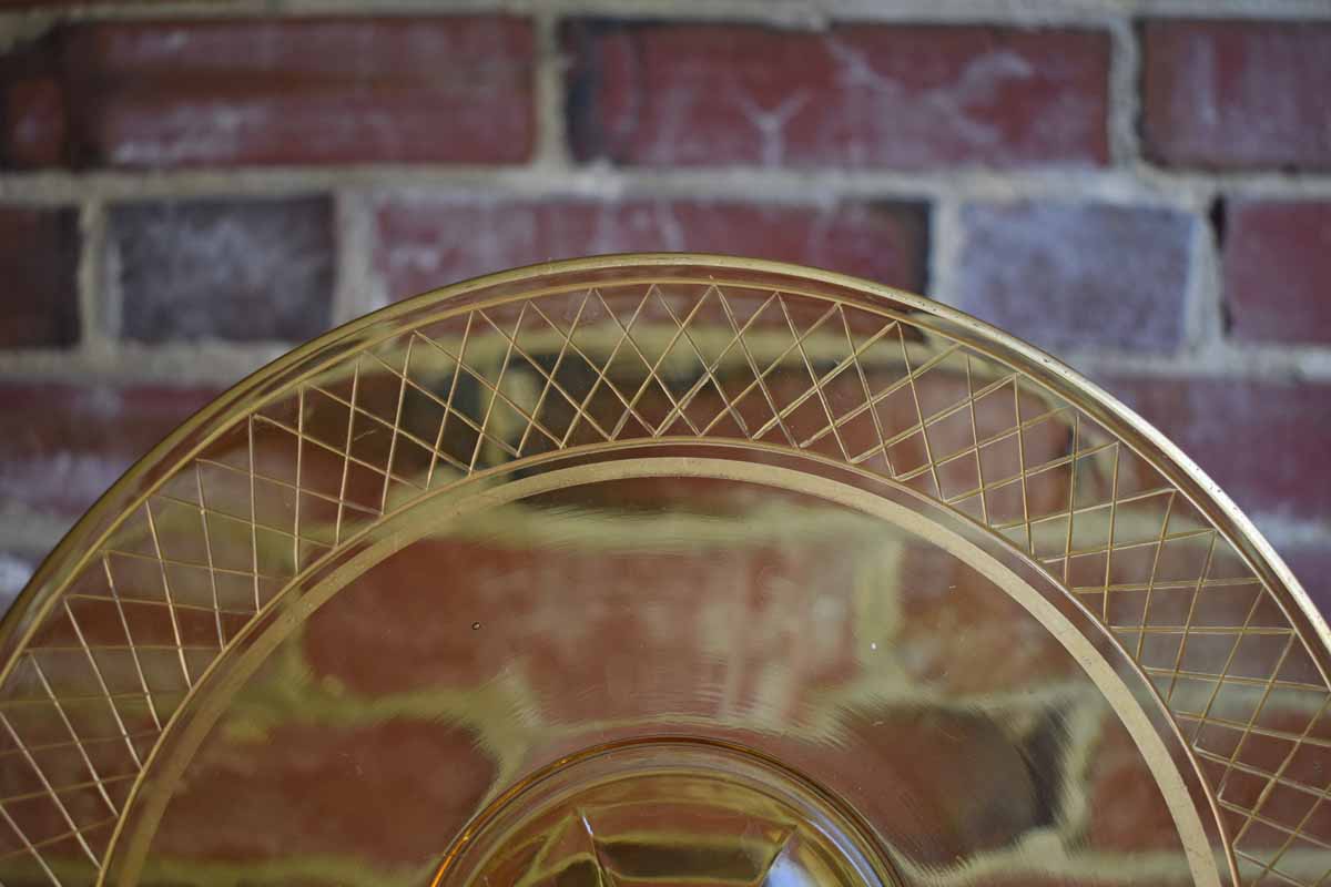 Light Amber Glass Tidbit Tray with Etched Lattice Pattern