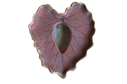 Stoneware Leaf-Shaped Dish with Small Storage Area
