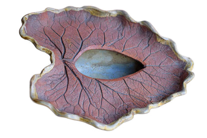 Stoneware Leaf-Shaped Dish with Small Storage Area